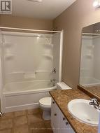 Main bathroom -