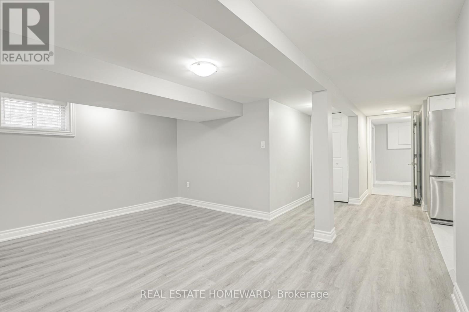 4 Moorecroft Crescent, Toronto, ON - Indoor