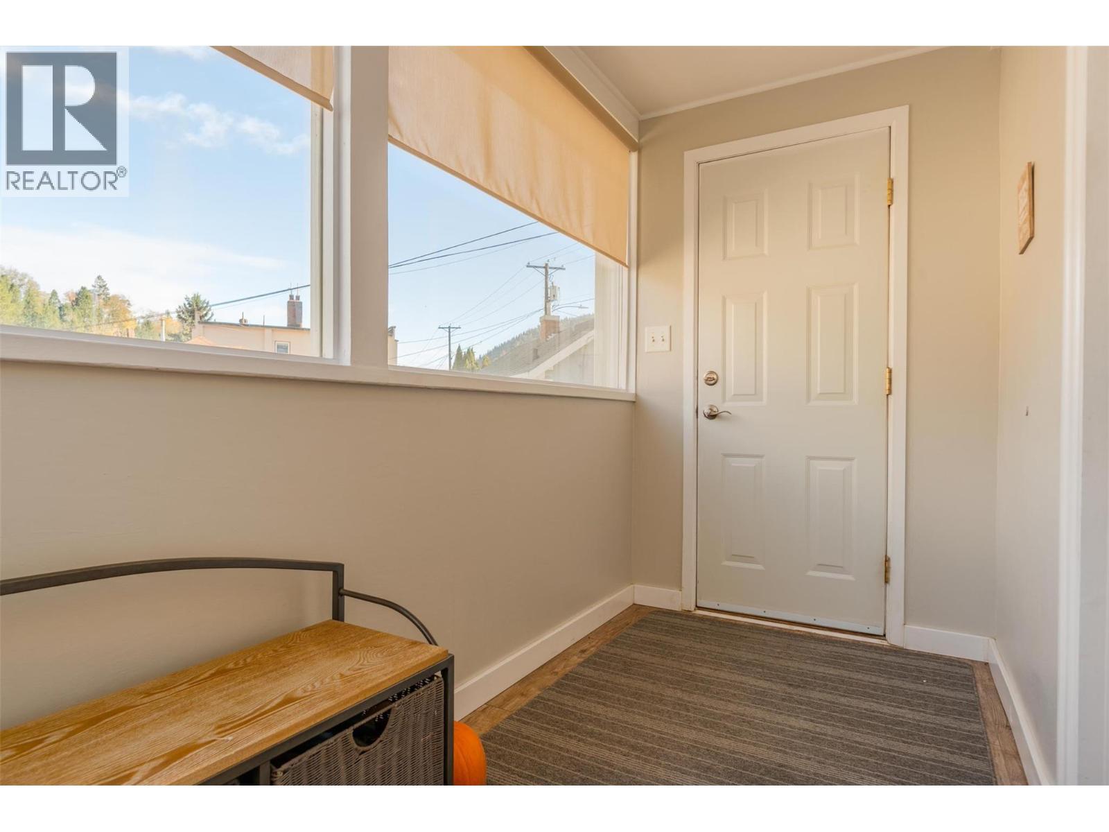 1631 Fifth Avenue, Trail, BC - Indoor Photo Showing Other Room