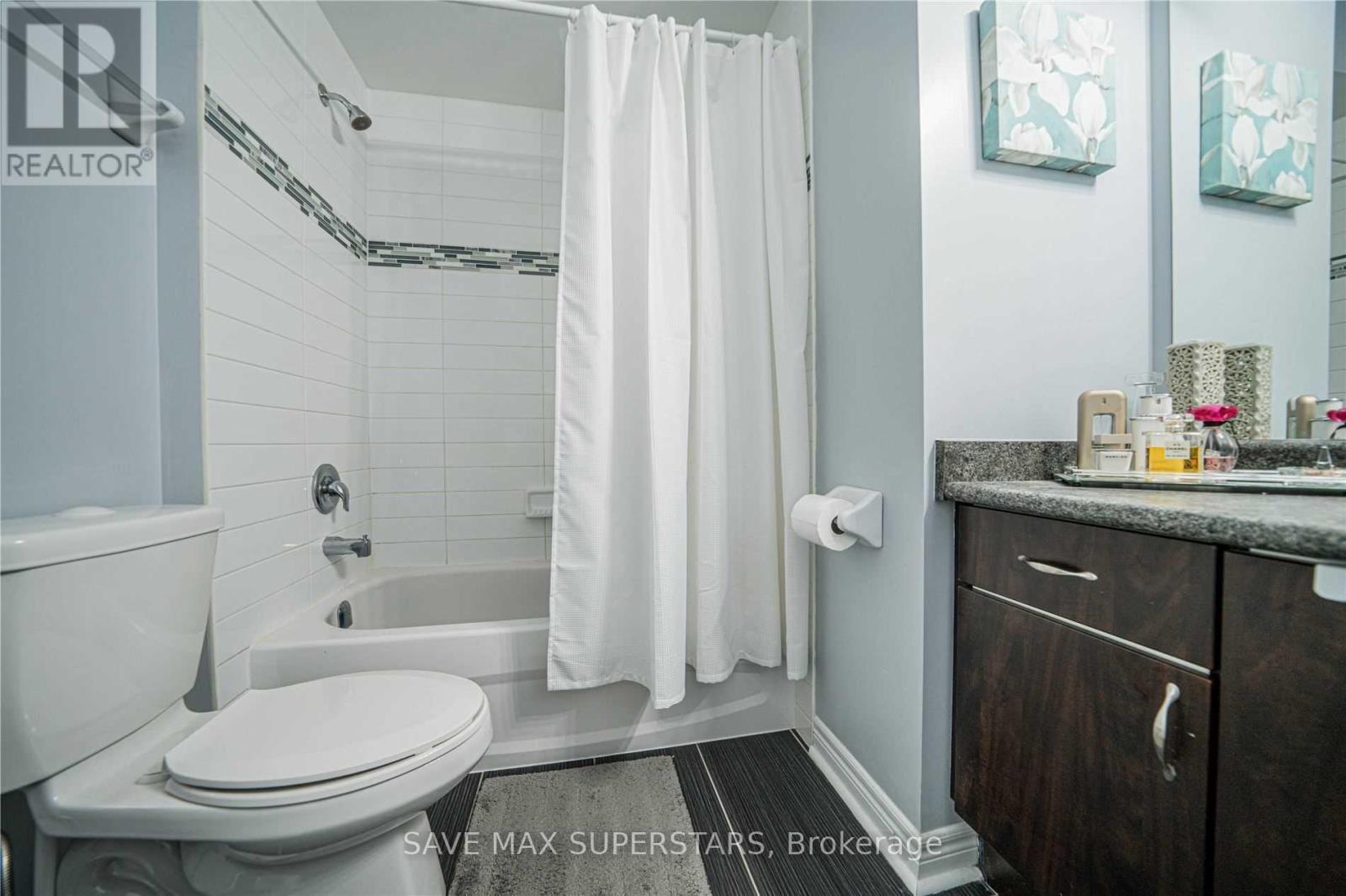 416 - 7400 Markham Road, Markham, ON - Indoor Photo Showing Bathroom
