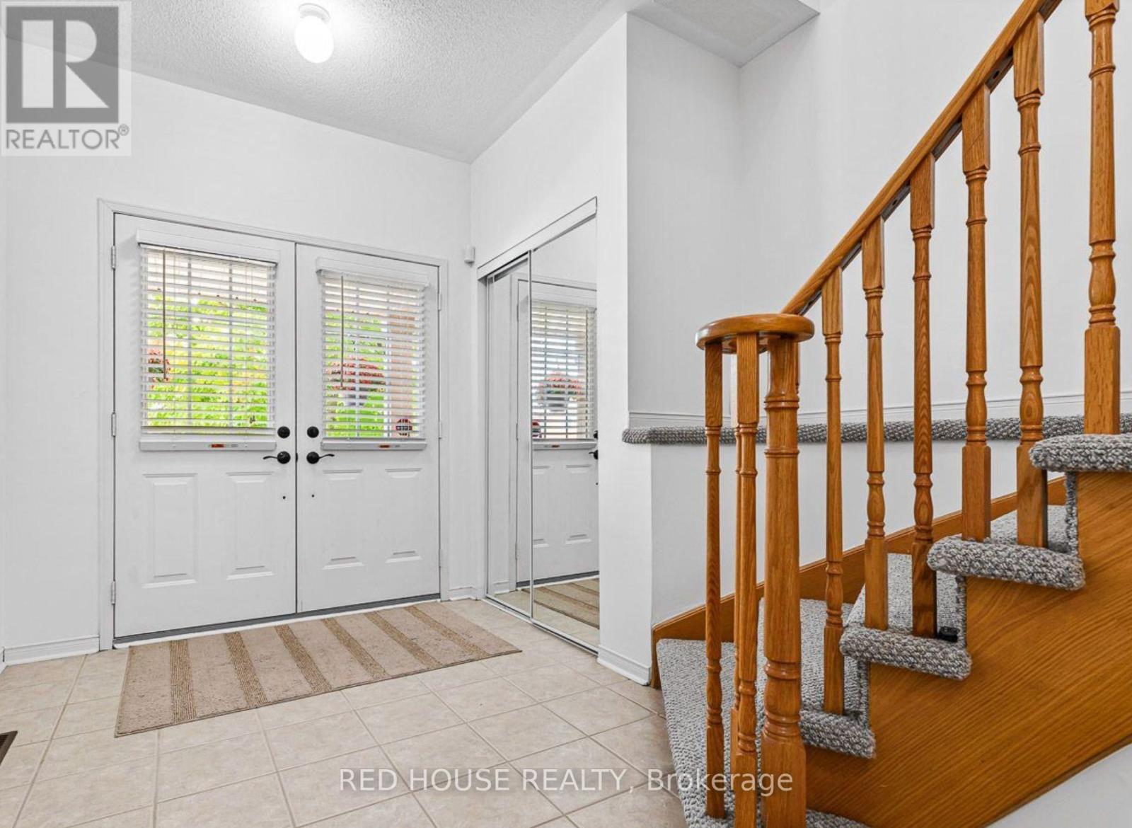 Upper - 45 Silvervalley Drive, Caledon, ON - Indoor Photo Showing Other Room