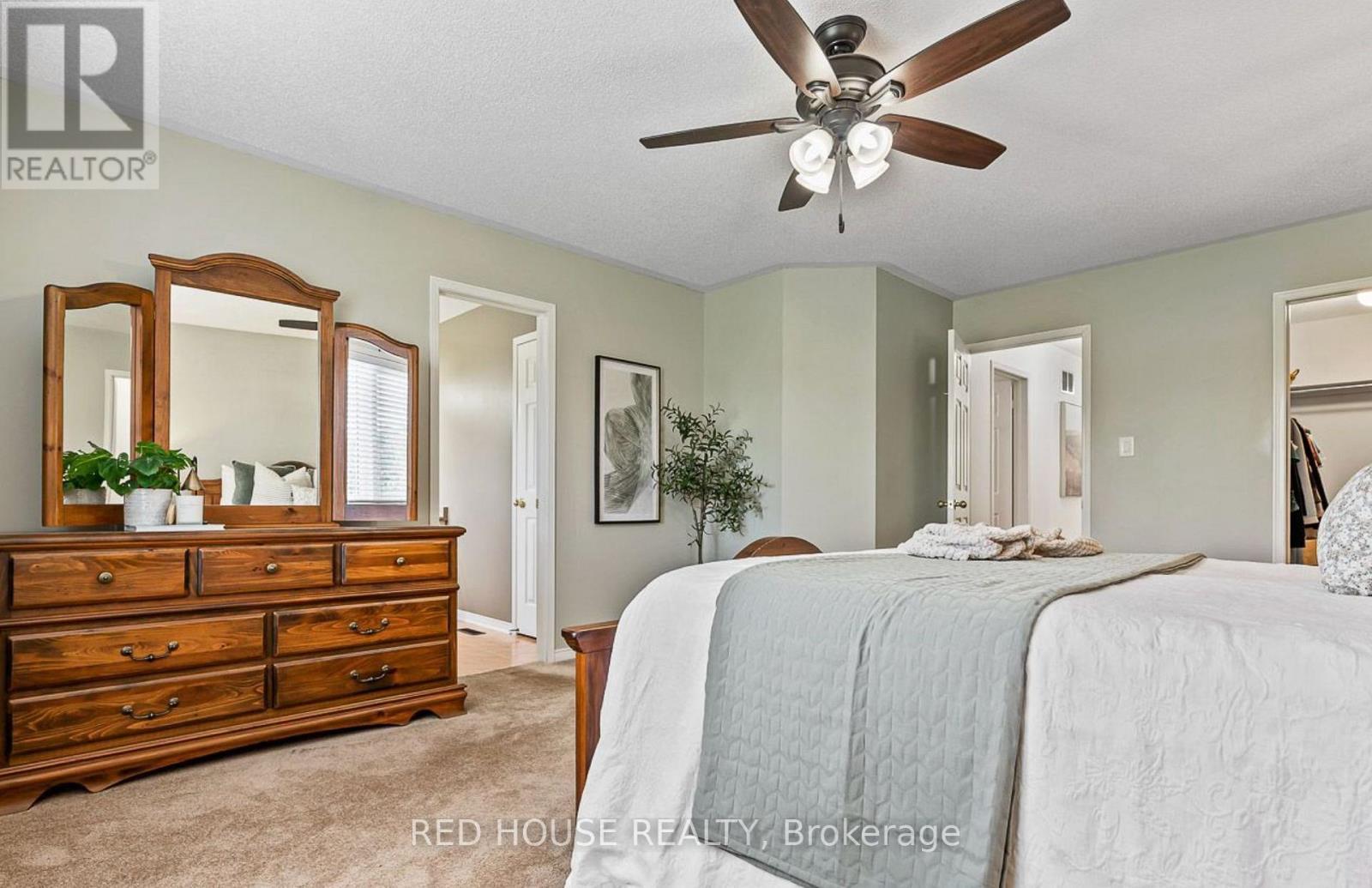Upper - 45 Silvervalley Drive, Caledon, ON - Indoor Photo Showing Bedroom