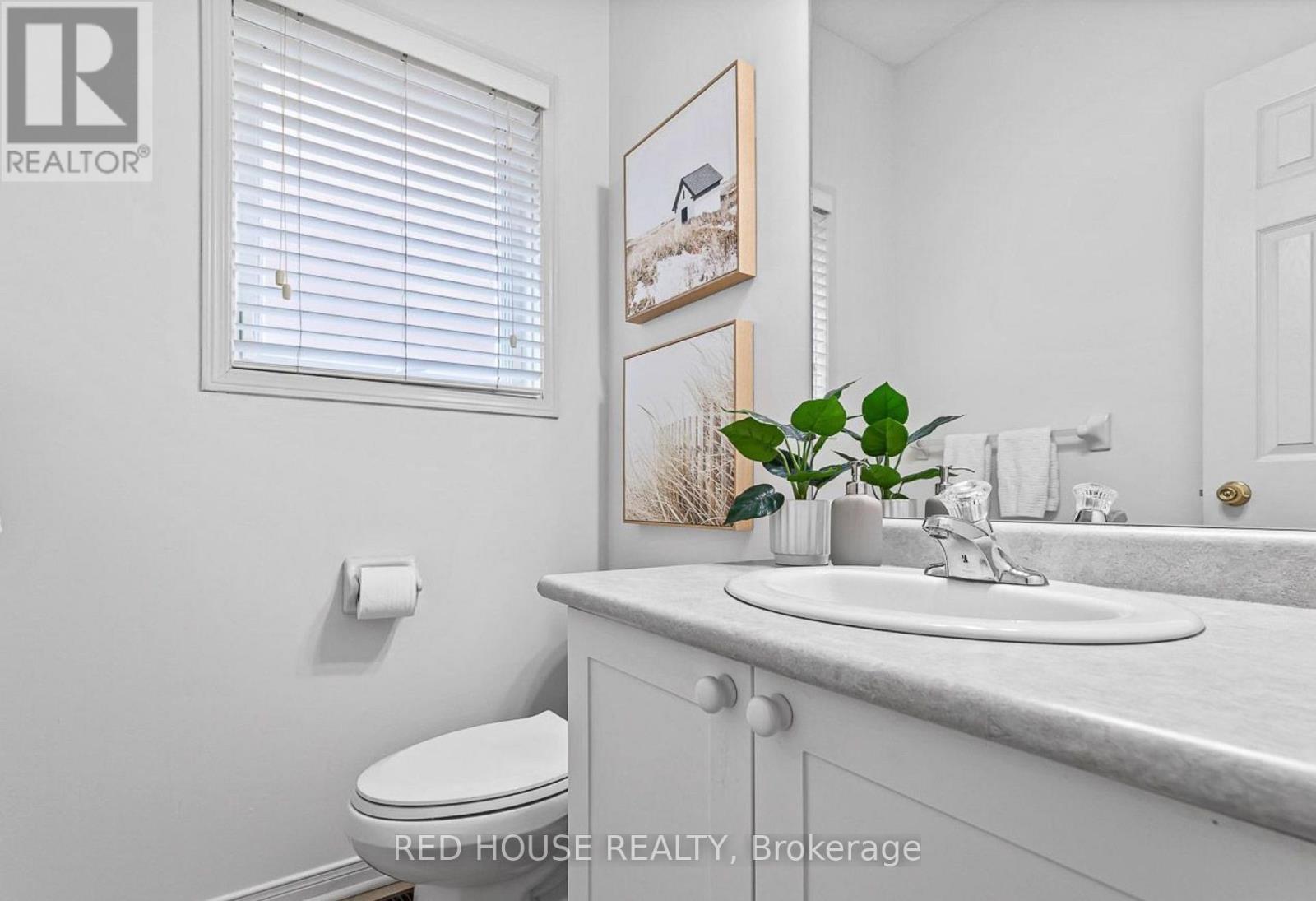 Upper - 45 Silvervalley Drive, Caledon, ON - Indoor Photo Showing Bathroom