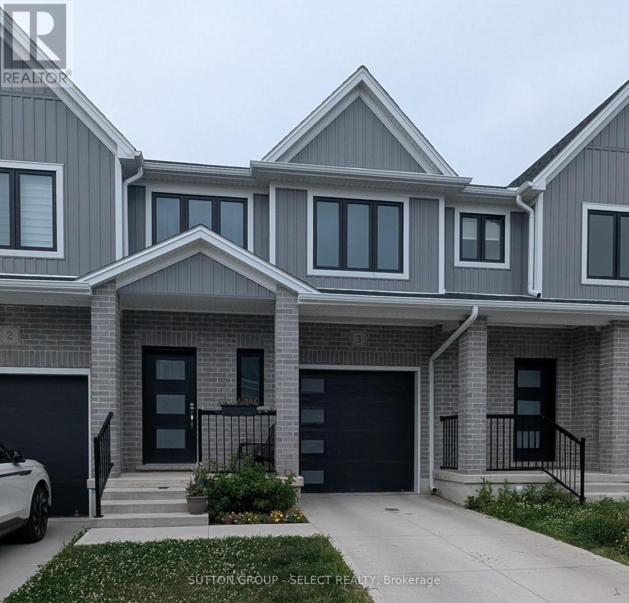 3 - 1 Miller Drive, Lucan Biddulph (Lucan), ON