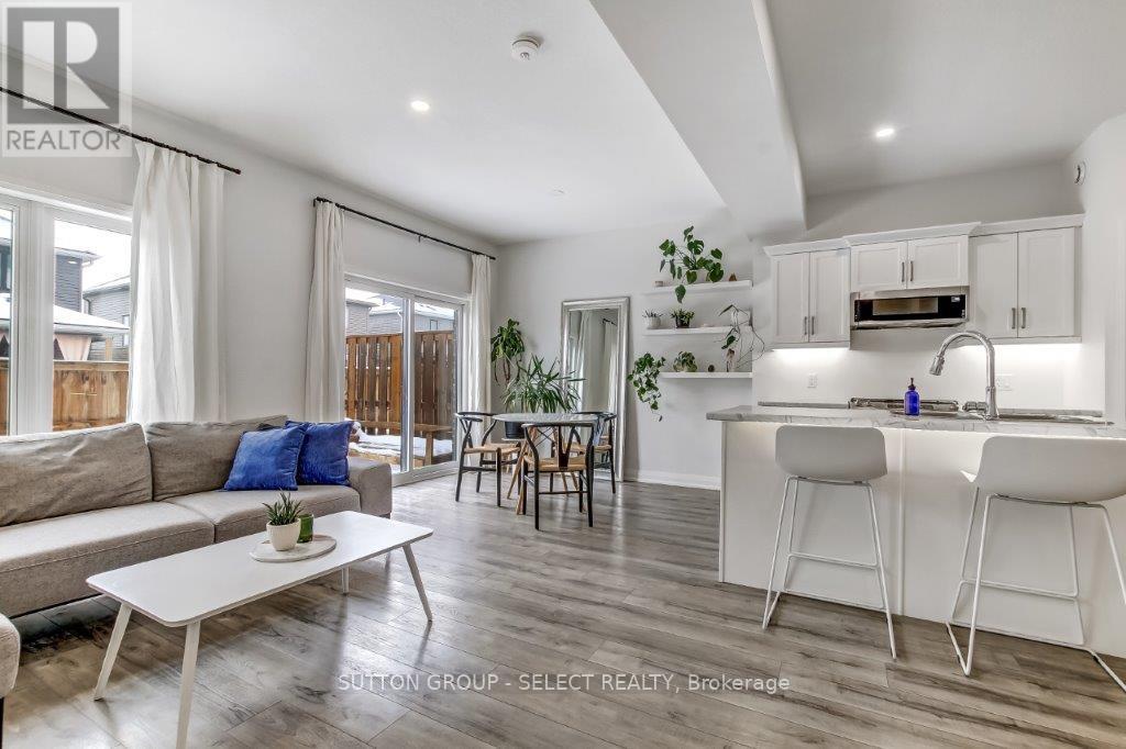 3 - 1 Miller Drive, Lucan Biddulph (Lucan), ON