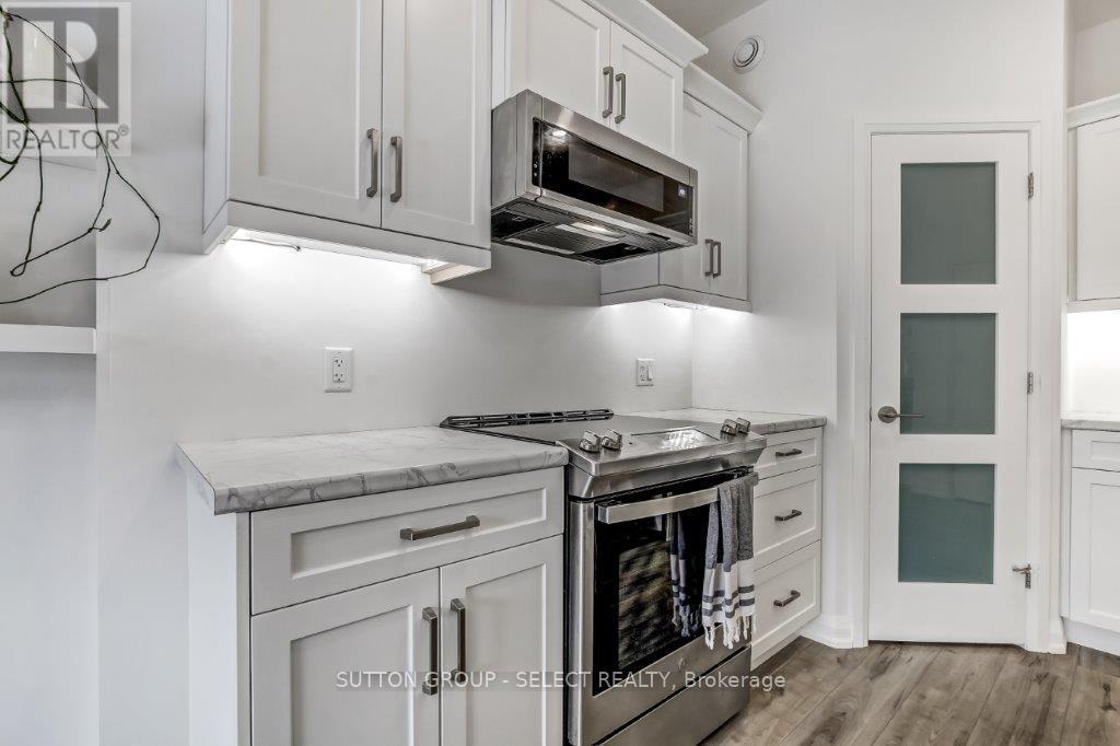 3 - 1 Miller Drive, Lucan Biddulph (Lucan), ON