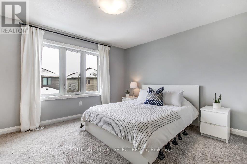 3 - 1 Miller Drive, Lucan Biddulph (Lucan), ON