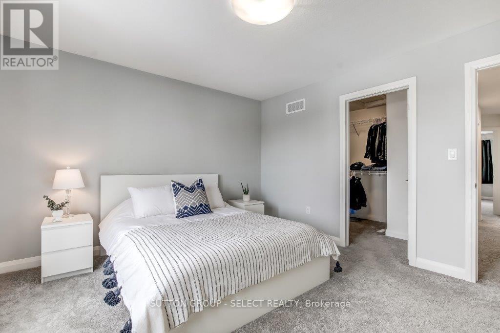 3 - 1 Miller Drive, Lucan Biddulph (Lucan), ON