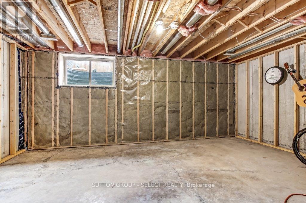 3 - 1 Miller Drive, Lucan Biddulph (Lucan), ON