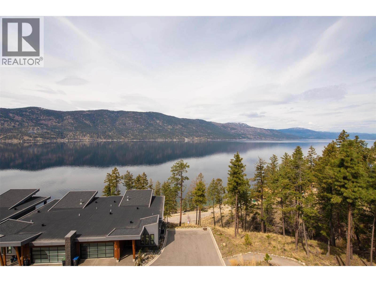 3475 Granite Close Unit# 401, Kelowna, BC - Outdoor With Body Of Water With View