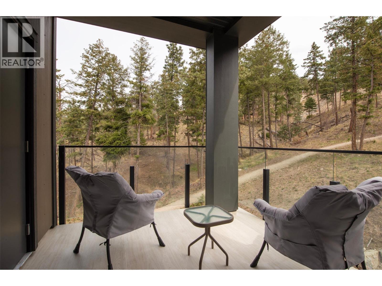 3475 Granite Close Unit# 401, Kelowna, BC - Outdoor