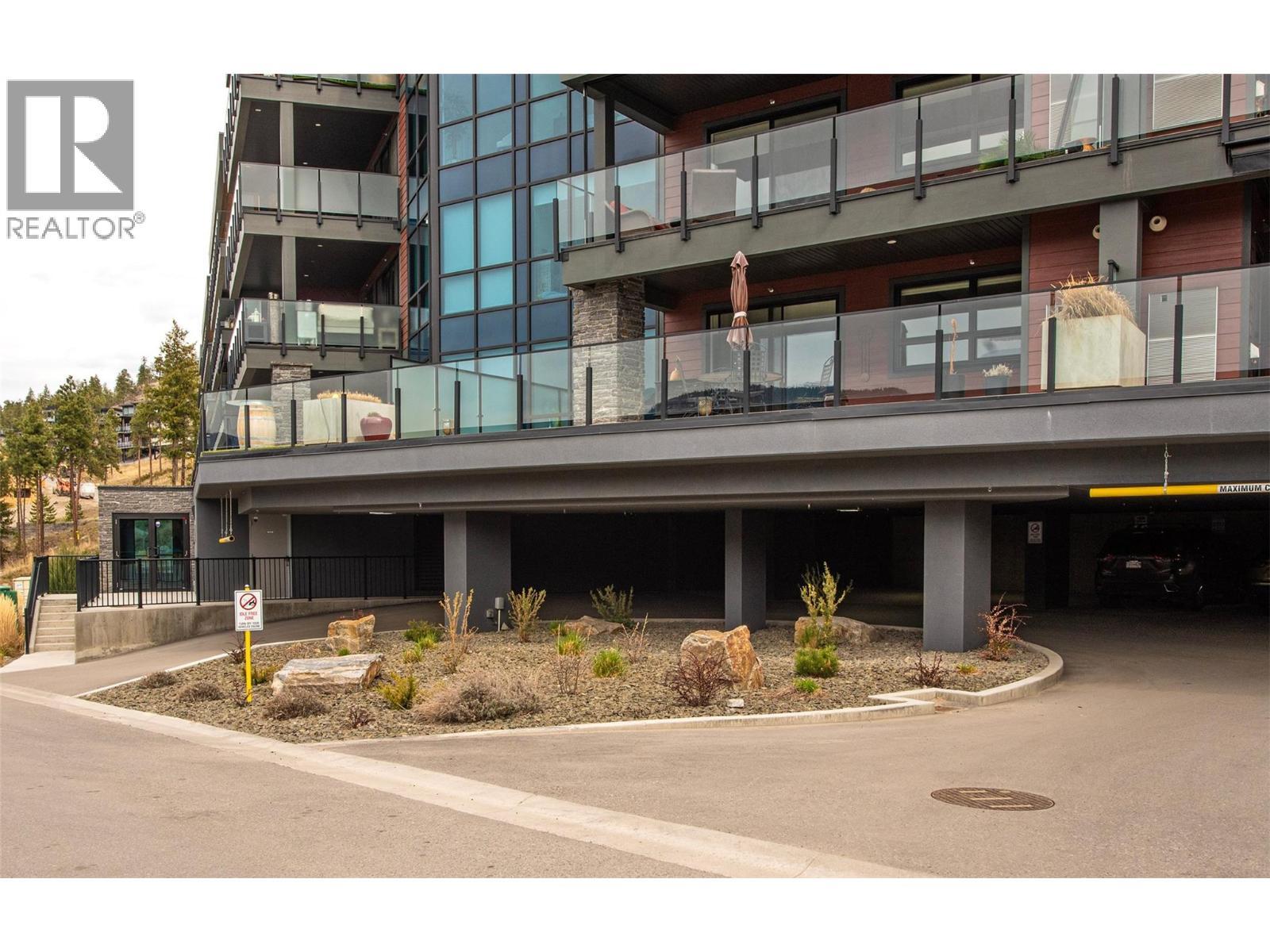 3475 Granite Close Unit# 401, Kelowna, BC - Outdoor With Facade