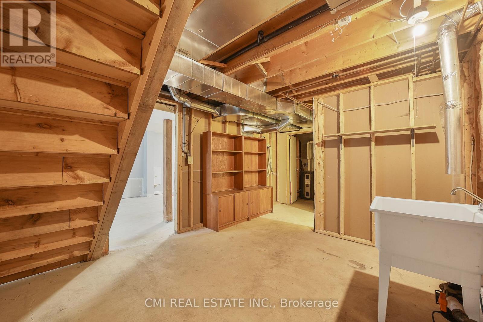 1 Jeffery Drive, Mulmur, ON - Indoor Photo Showing Basement