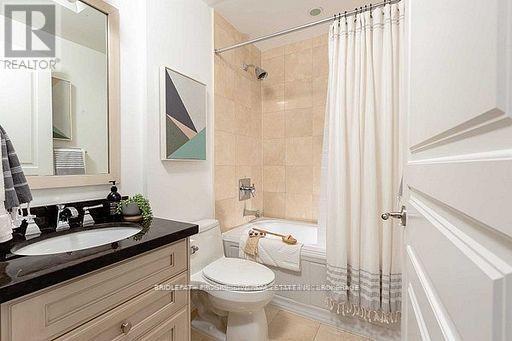 332 - 21 Burkebrook Place, Toronto, ON - Indoor Photo Showing Bathroom