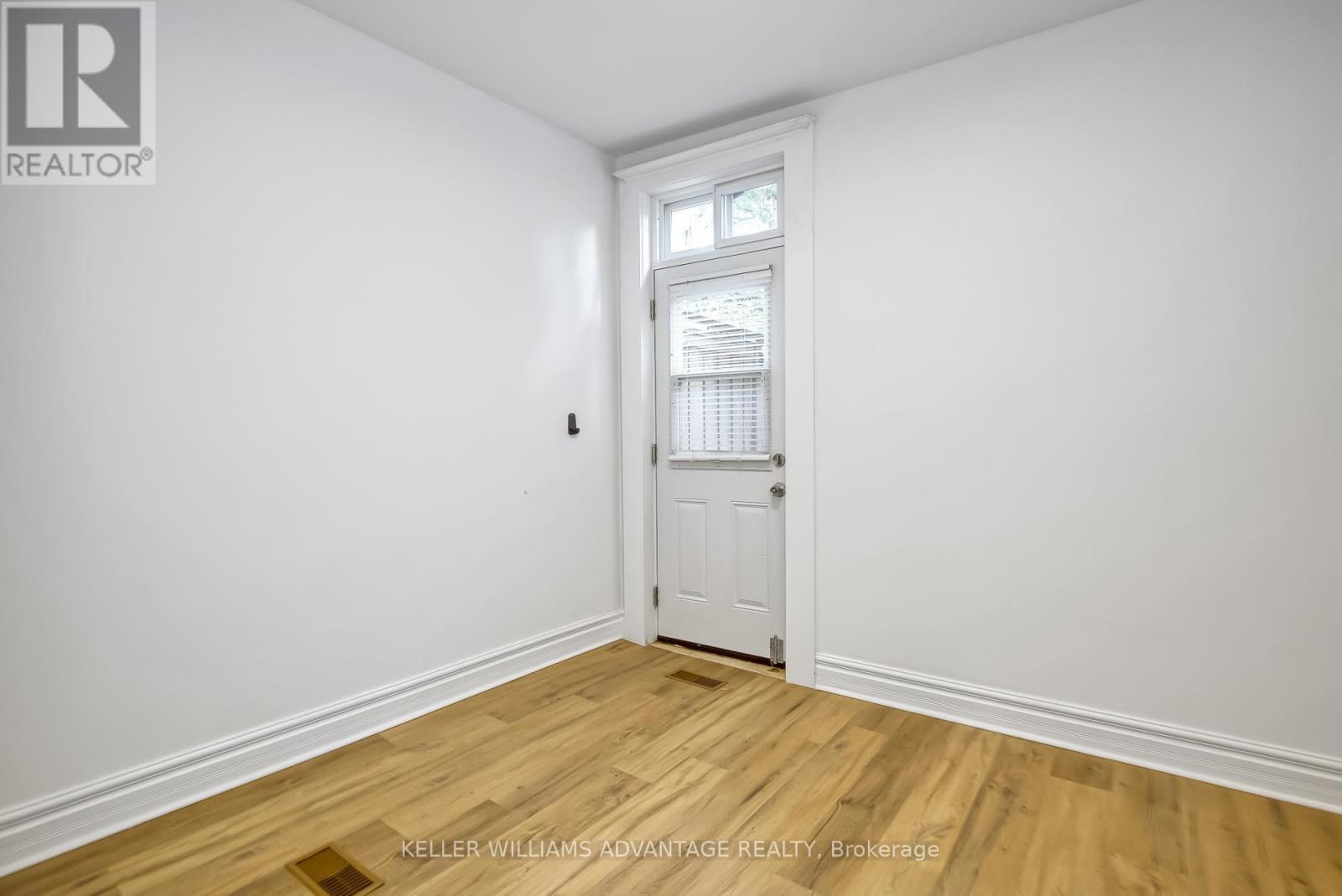 254A Carlton Street, Toronto, ON - Indoor Photo Showing Other Room
