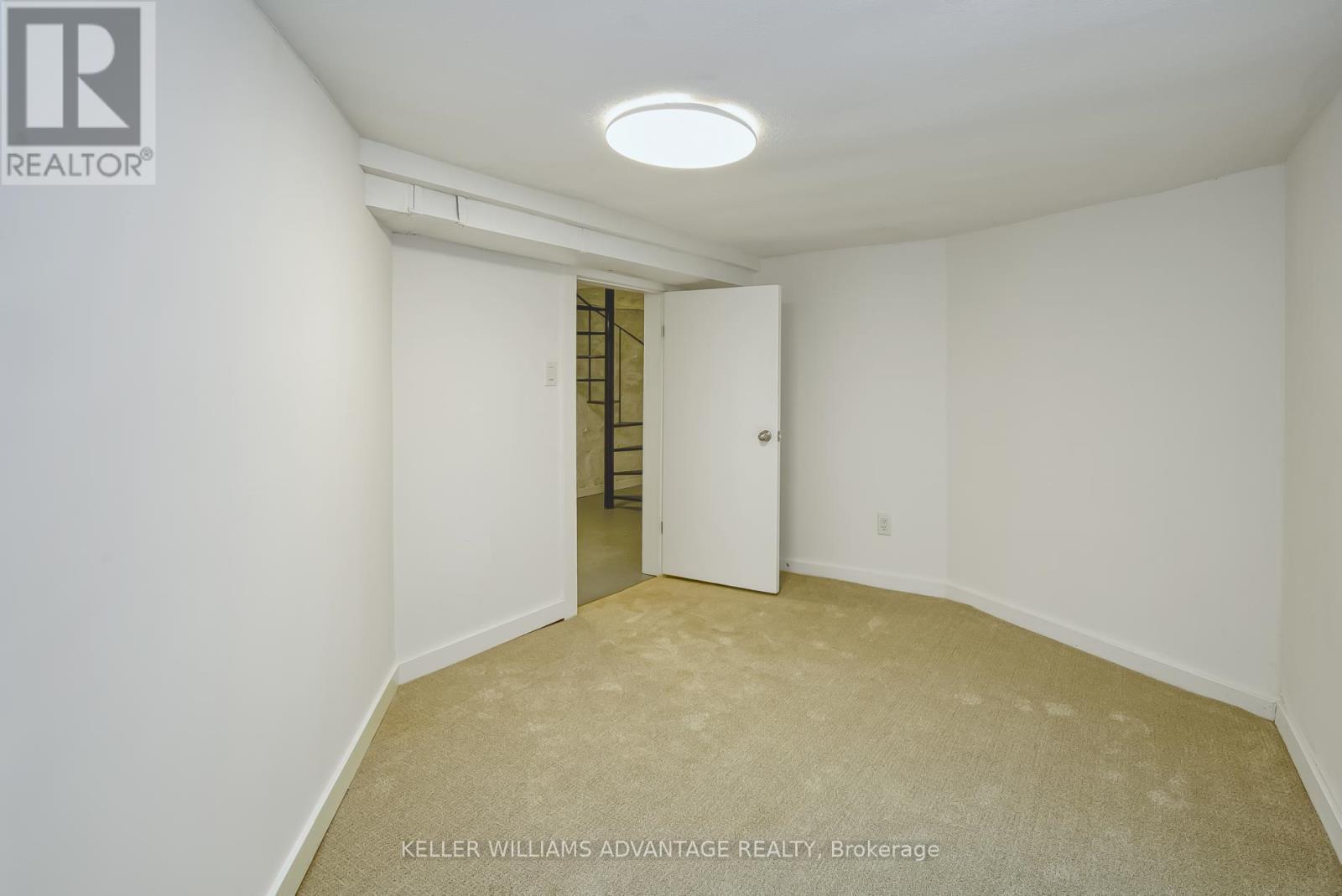 254A Carlton Street, Toronto, ON - Indoor Photo Showing Other Room