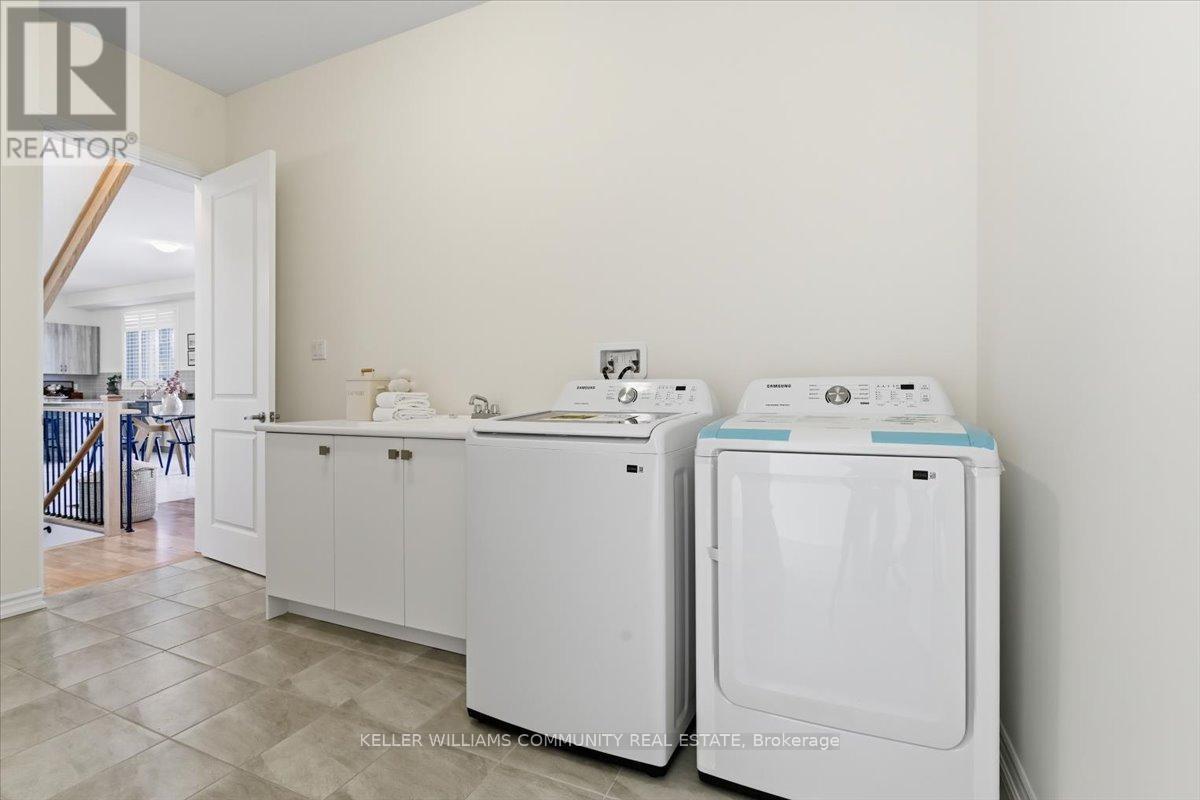48 Golden Meadows Drive, Otonabee-South Monaghan, ON - Indoor Photo Showing Laundry Room