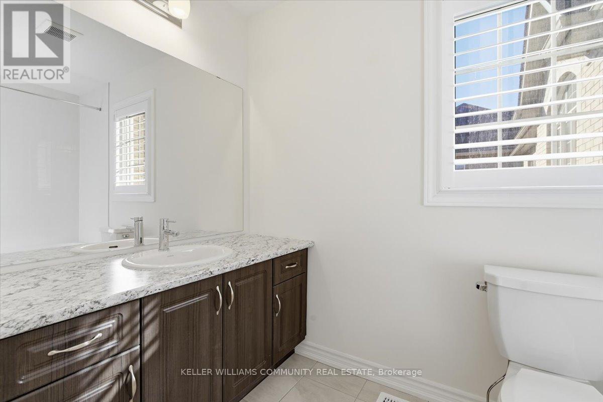 48 Golden Meadows Drive, Otonabee-South Monaghan, ON - Indoor Photo Showing Bathroom