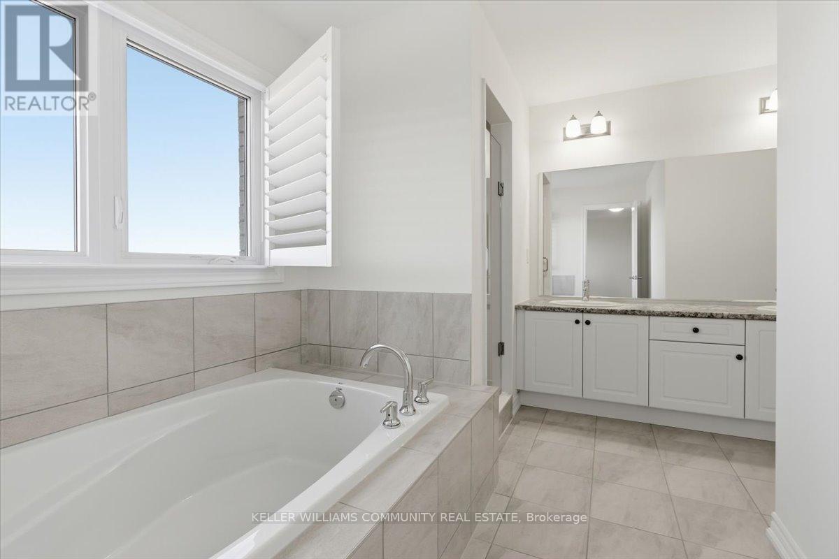 48 Golden Meadows Drive, Otonabee-South Monaghan, ON - Indoor Photo Showing Bathroom