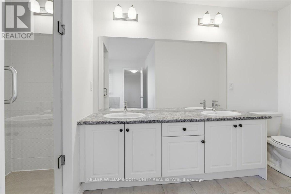 48 Golden Meadows Drive, Otonabee-South Monaghan, ON - Indoor Photo Showing Bathroom