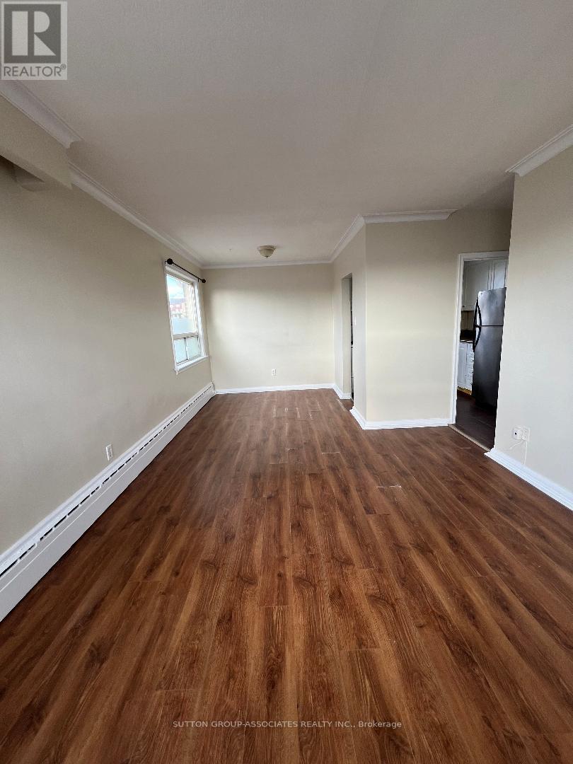 5 - 125 Ewart Avenue, Toronto, ON - Indoor Photo Showing Other Room