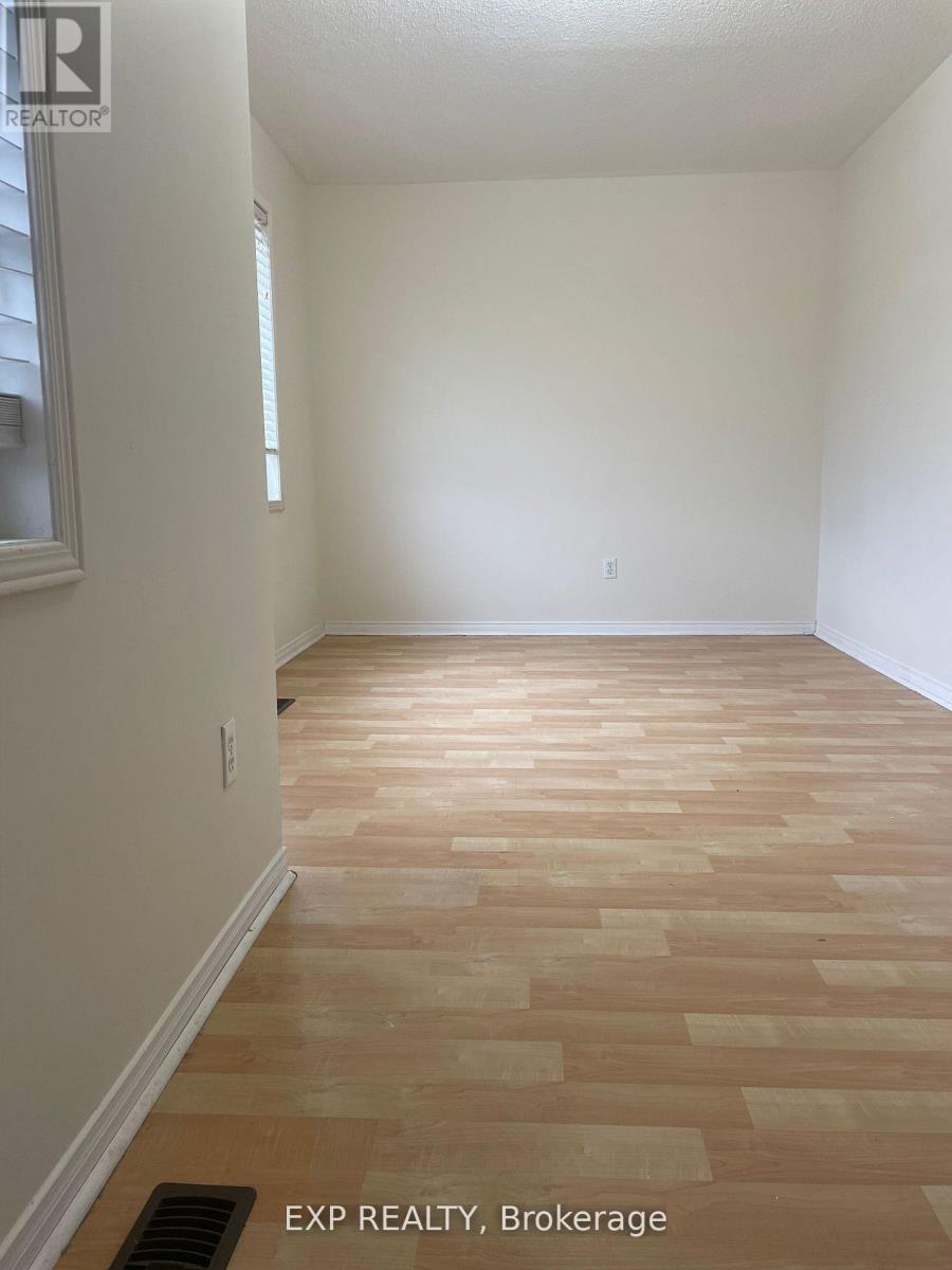 28 Wicklow Road, Brampton, ON - Indoor Photo Showing Other Room