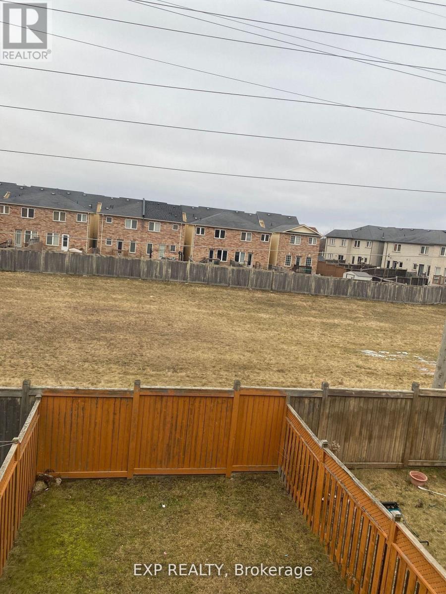 28 Wicklow Road, Brampton, ON - Outdoor