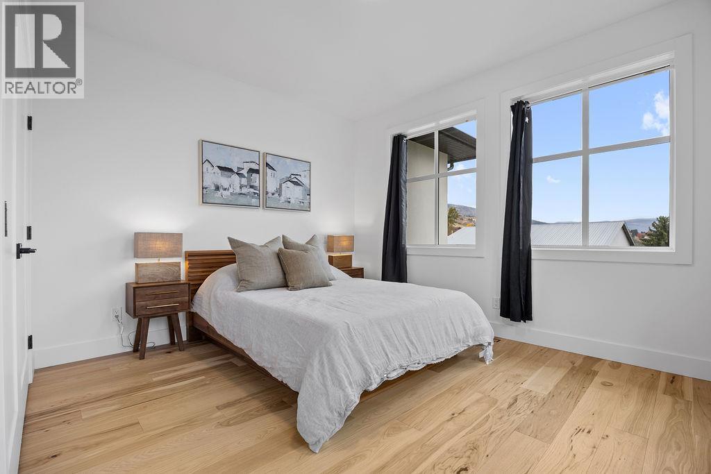 7236 L & A Road, Vernon, BC - Indoor Photo Showing Bedroom