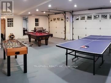 82 Laguna Parkway, Ramara, ON - Indoor Photo Showing Garage