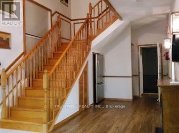 82 Laguna Parkway, Ramara, ON - Indoor Photo Showing Other Room