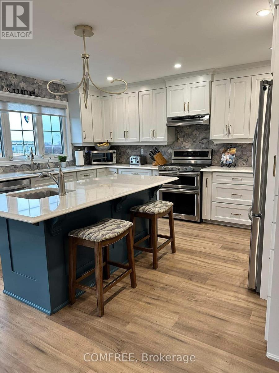 1372 Concession 6 Road, Niagara-On-The-Lake (Lakeshore), ON - Indoor Photo Showing Kitchen With Stainless Steel Kitchen With Upgraded Kitchen