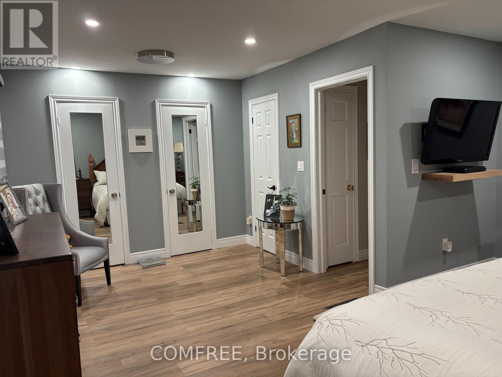 1372 Concession 6 Road, Niagara-On-The-Lake (Lakeshore), ON - Indoor Photo Showing Bedroom