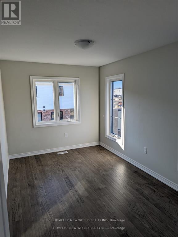 18 - 30 Mia Drive, Hamilton, ON - Indoor Photo Showing Other Room