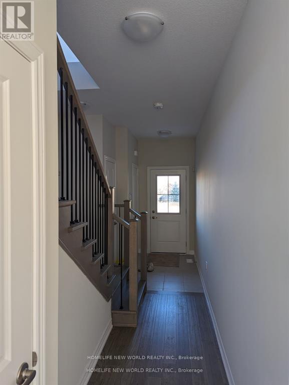 18 - 30 Mia Drive, Hamilton, ON - Indoor Photo Showing Other Room