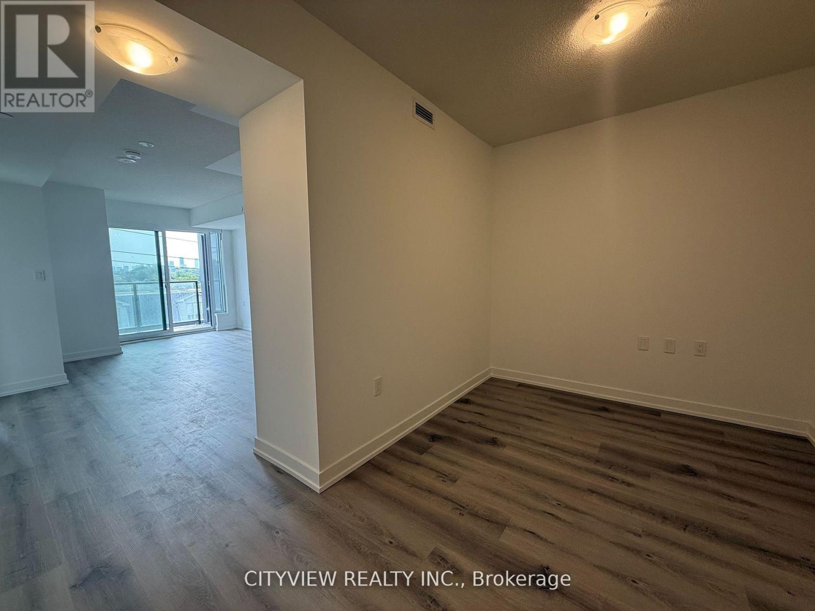 413 - 556 Marlee Avenue, Toronto, ON - Indoor Photo Showing Other Room