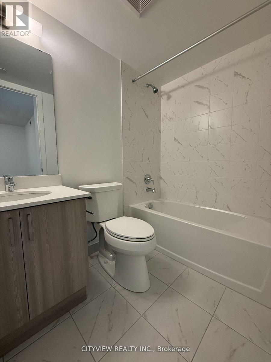 413 - 556 Marlee Avenue, Toronto, ON - Indoor Photo Showing Bathroom