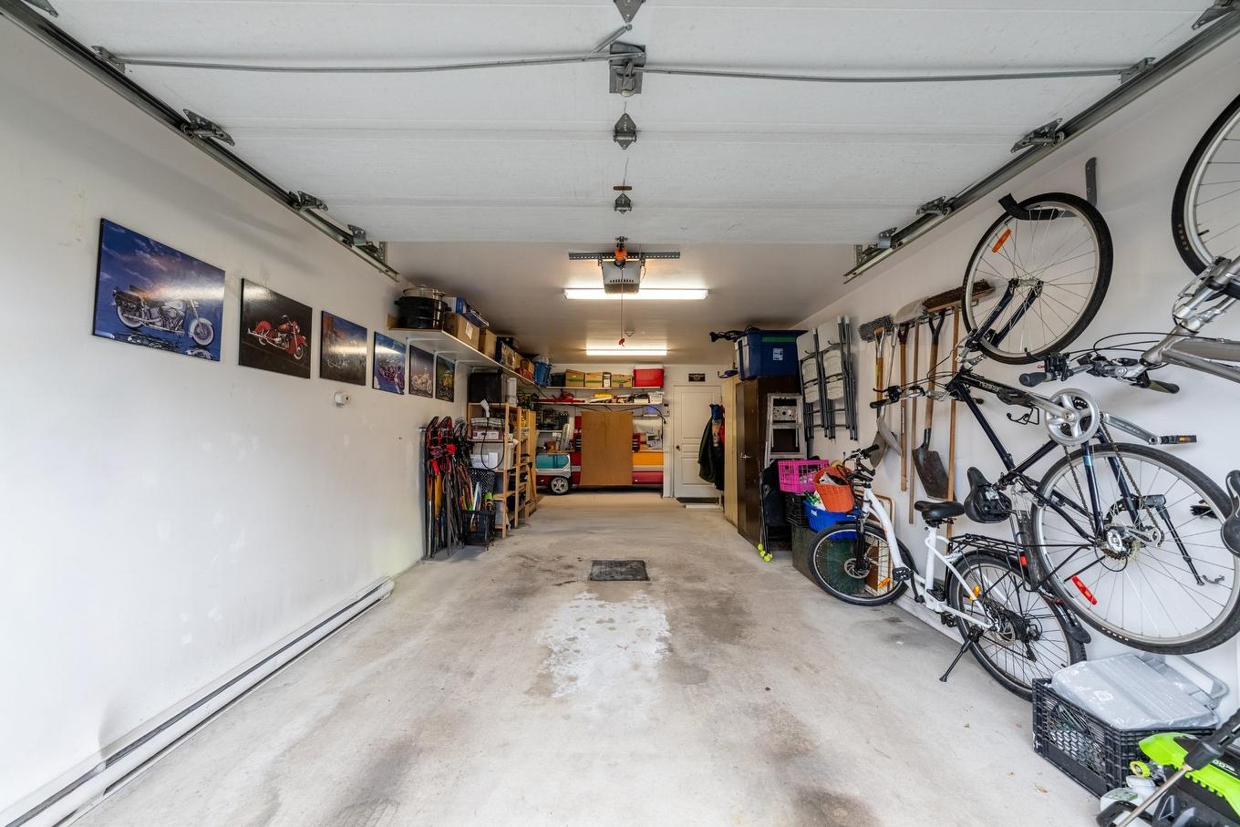 Garage - 2-4655 Ch. Des Prairies, Brossard, QC - Indoor Photo Showing Garage