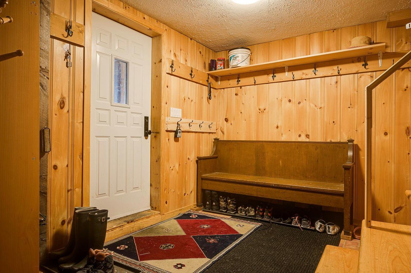 Hall - 449 Ch. Birchwood, Saint-Sauveur, QC - Indoor Photo Showing Other Room