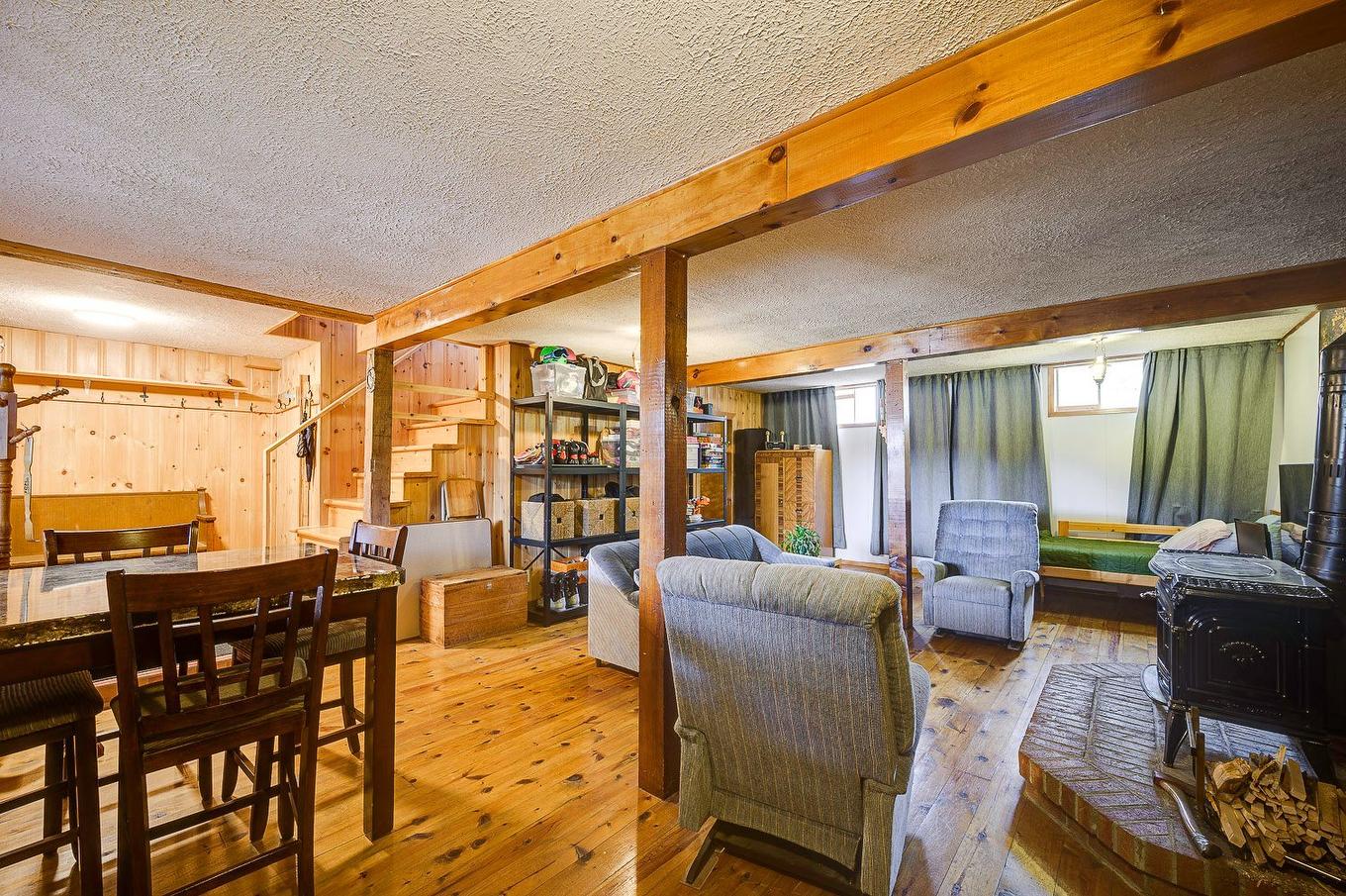 Family room - 449 Ch. Birchwood, Saint-Sauveur, QC - Indoor