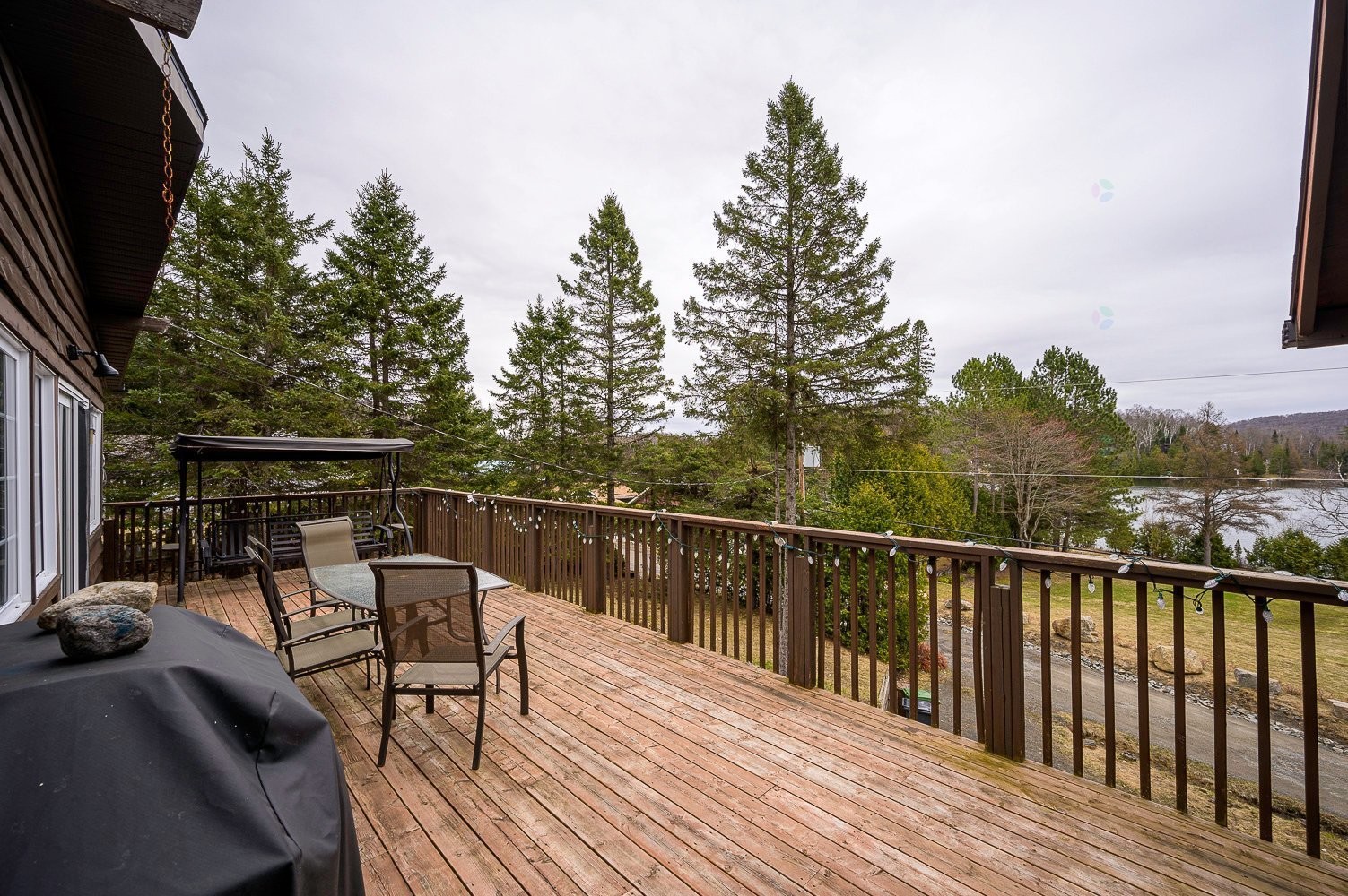 Terrasse - 449 Ch. Birchwood, Saint-Sauveur, QC - Outdoor With Exterior