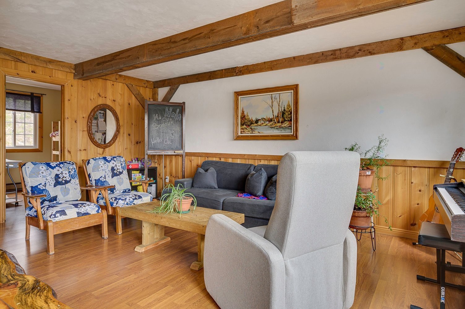Salon - 449 Ch. Birchwood, Saint-Sauveur, QC - Indoor Photo Showing Living Room