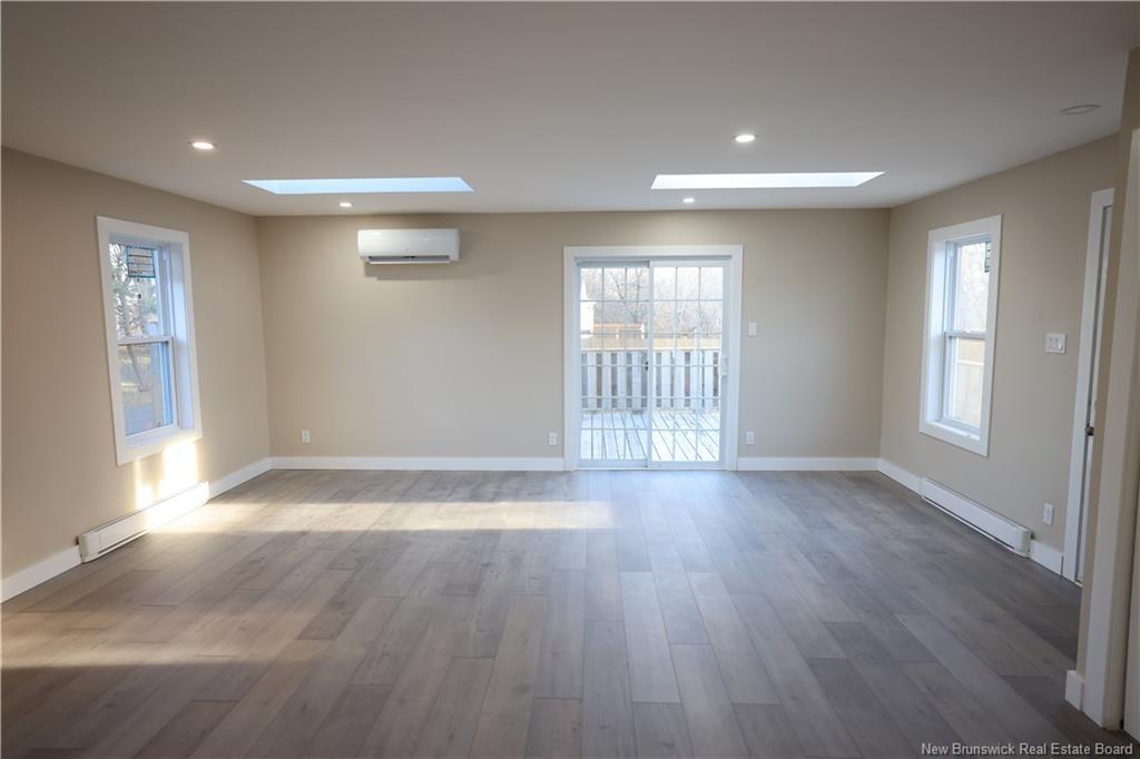 550 Salisbury Rd, Moncton, NB