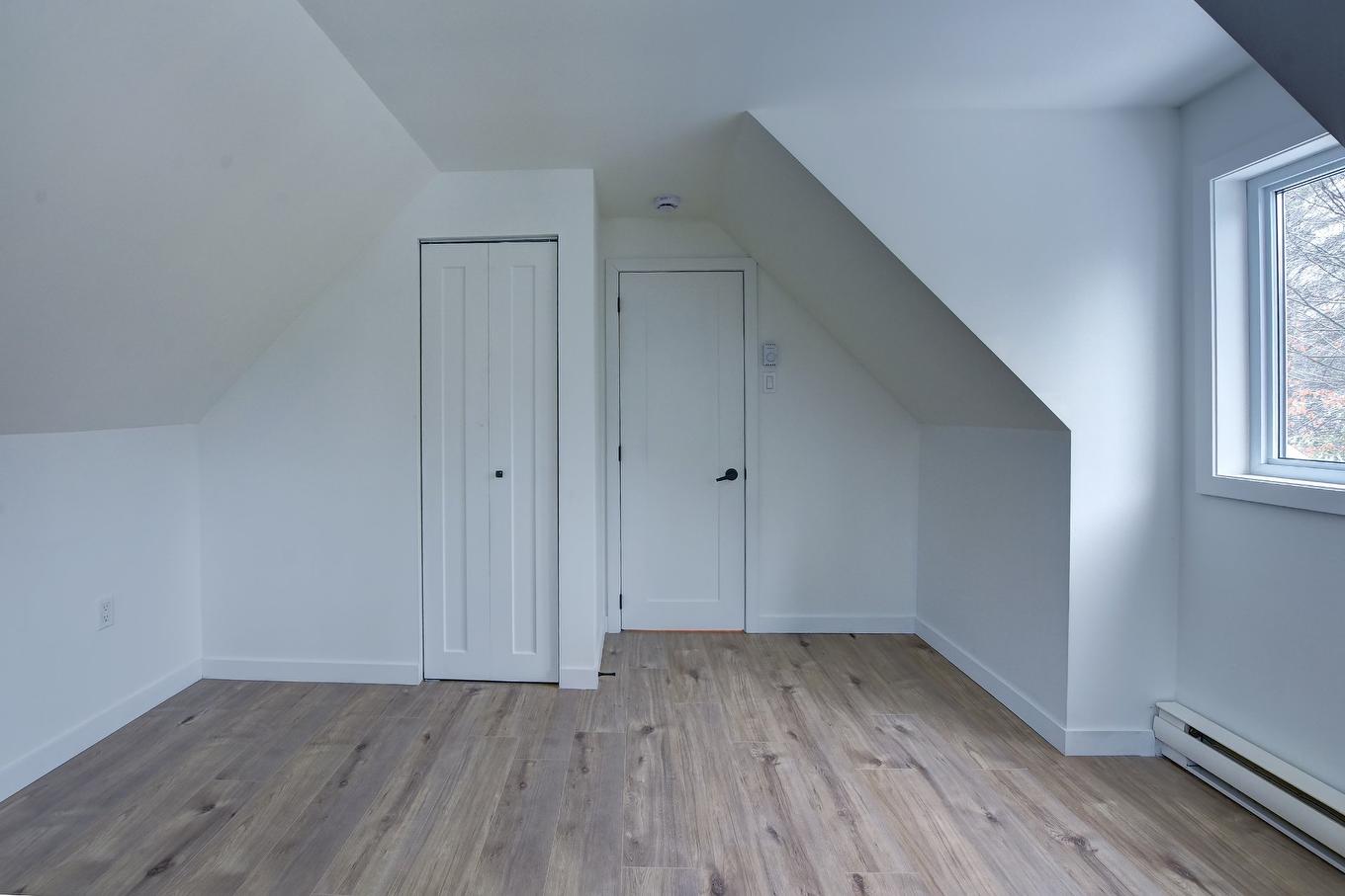 Bedroom - 184 Rue Lajeunesse, Saint-Colomban, QC - Indoor Photo Showing Other Room