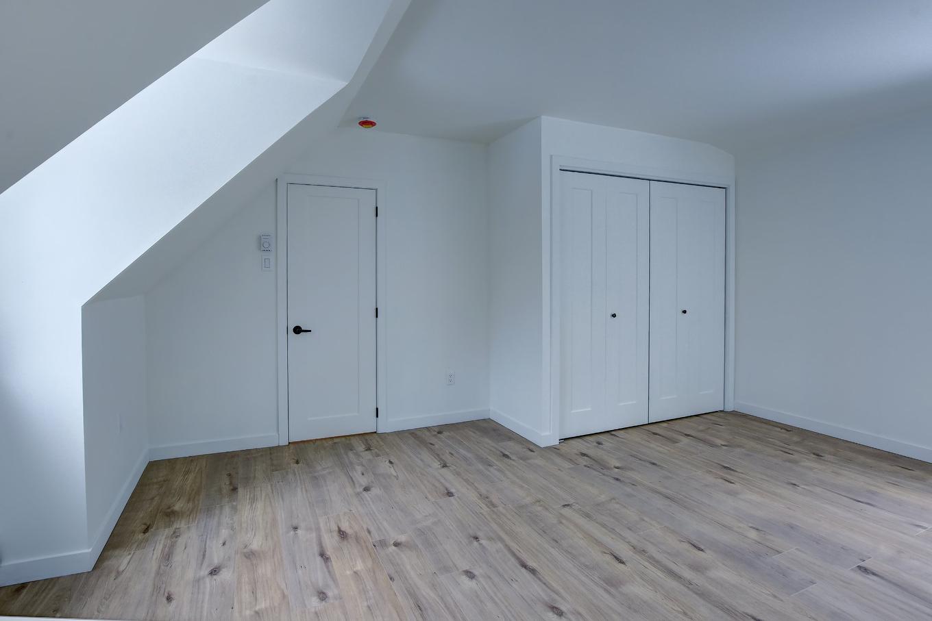 Primary bedroom - 184 Rue Lajeunesse, Saint-Colomban, QC - Indoor Photo Showing Other Room