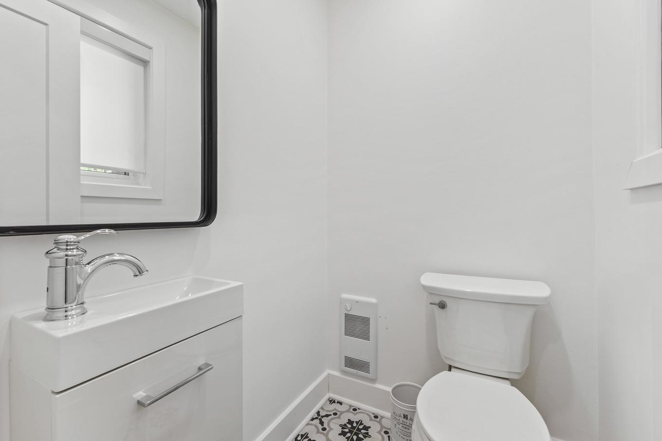 Salle d'eau - 155 Shannon Park Street, Beaconsfield, QC - Indoor Photo Showing Bathroom