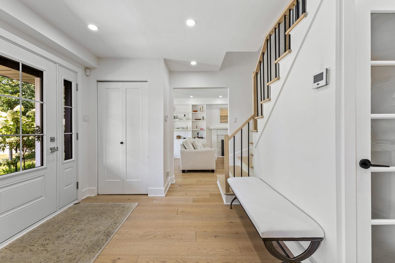 Escalier - 155 Shannon Park Street, Beaconsfield, QC - Indoor Photo Showing Other Room