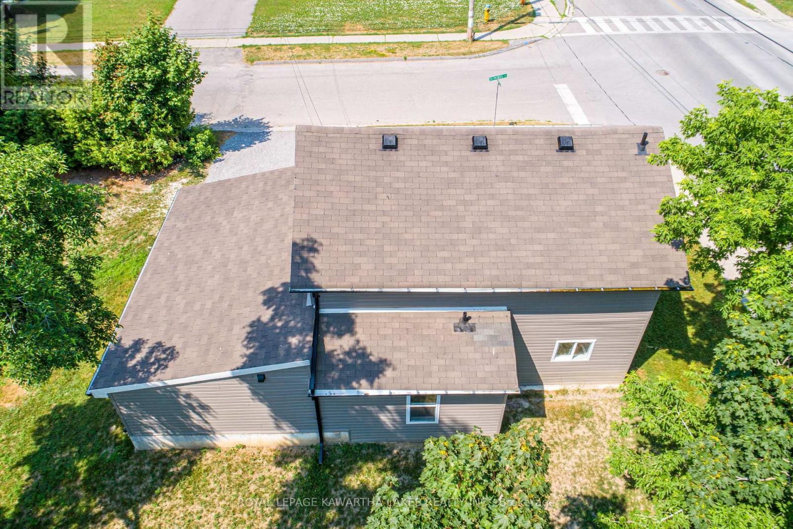 50 St Patrick Street, Kawartha Lakes (Lindsay), ON - Outdoor