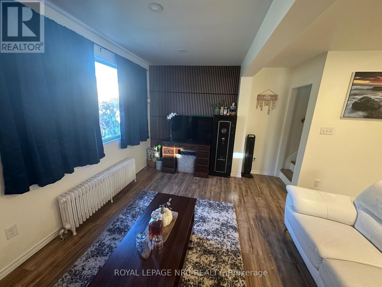 3 Portland Street, Thorold (Thorold Downtown), ON - Indoor Photo Showing Other Room