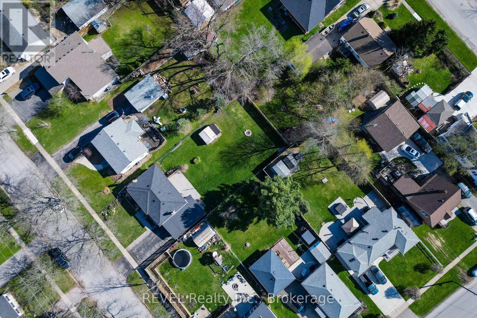 8685 Roosevelt Street, Niagara Falls (Chippawa), ON -