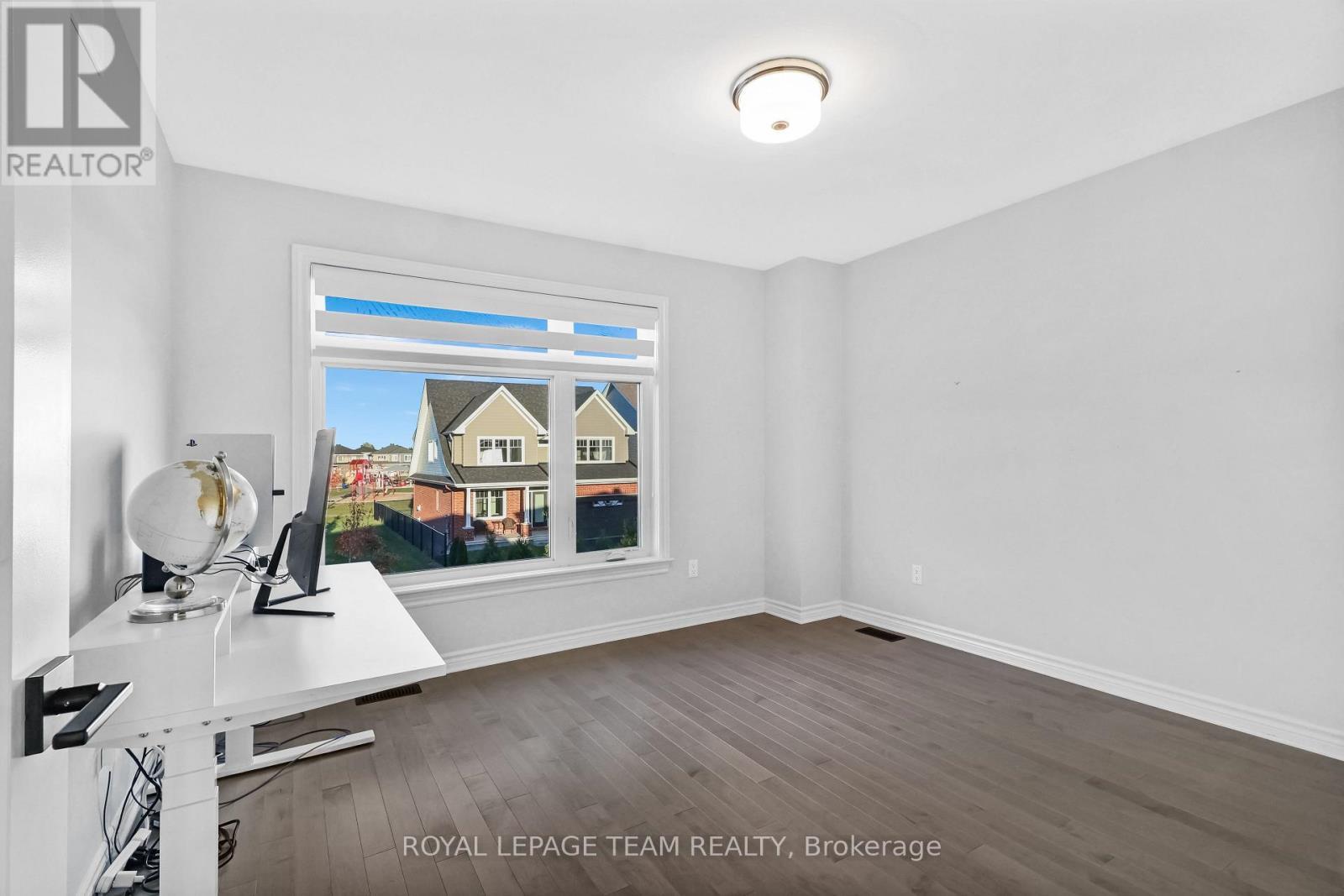 711 Moonflower Crescent, Ottawa, ON - Indoor